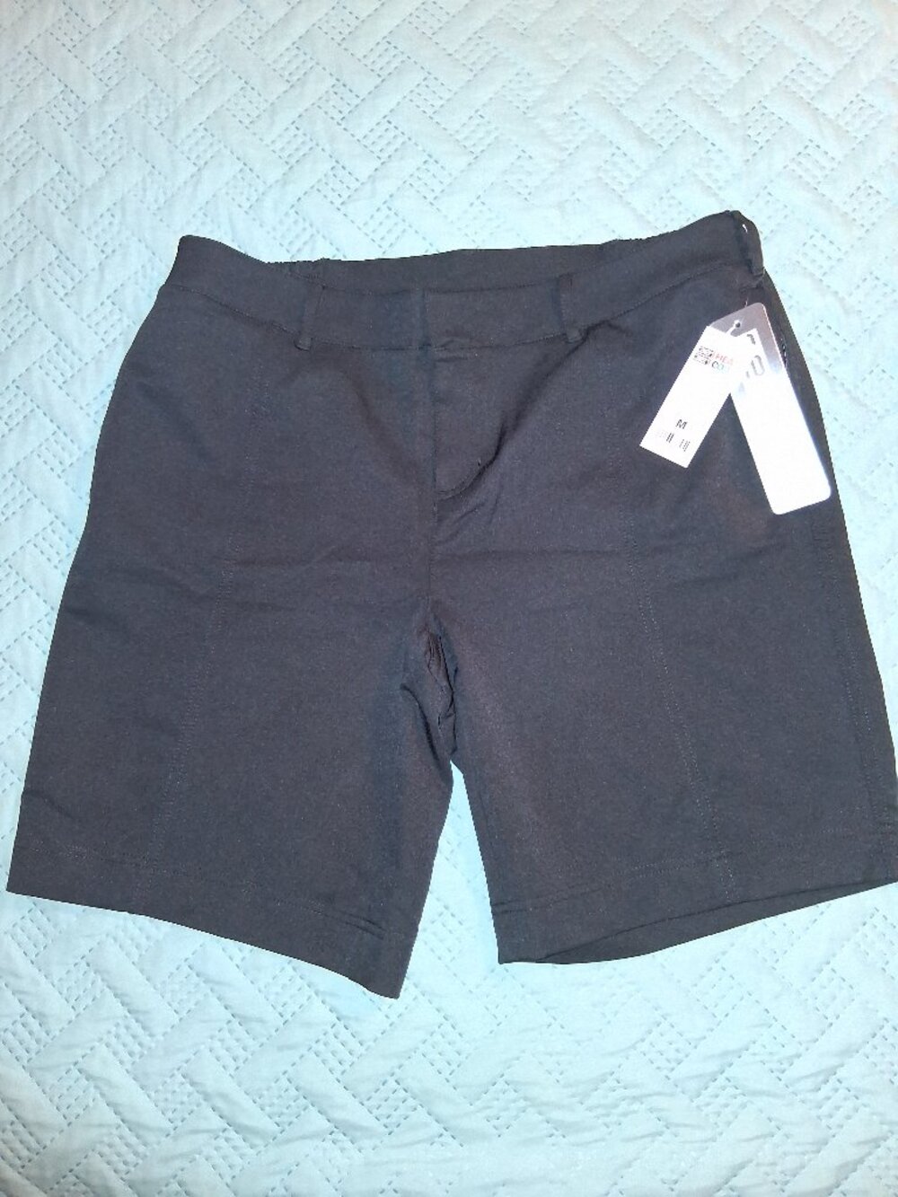 NEW 32 Degrees Black Women's Shorts-size M